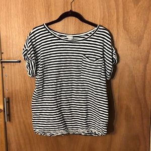 Black and white short sleeved shirt